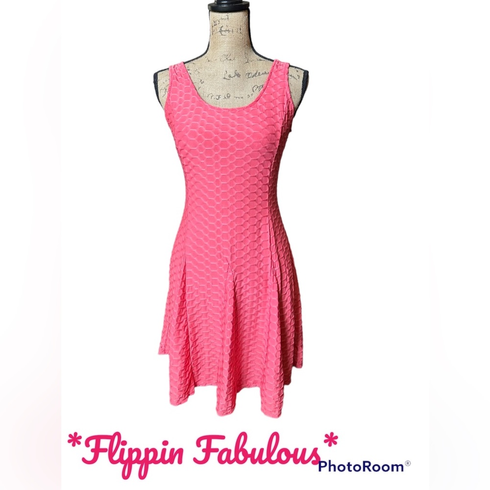 Kandy kiss coral sleveless scoop neck dress size medium
